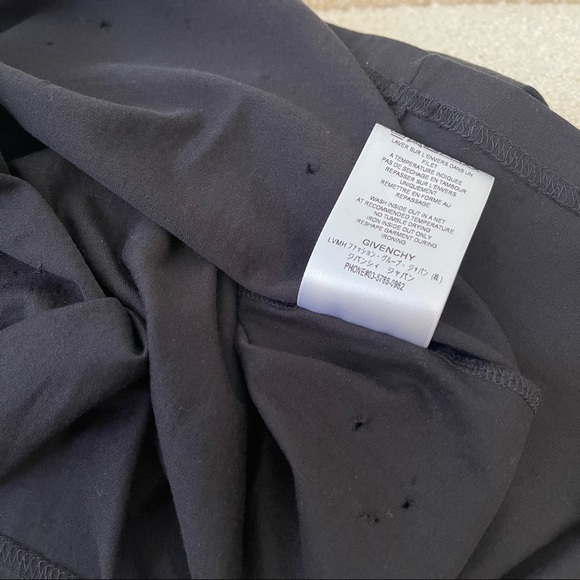 Givenchy Distressed Short Sleeve Tee Shirt Black - Picture 11 of 13